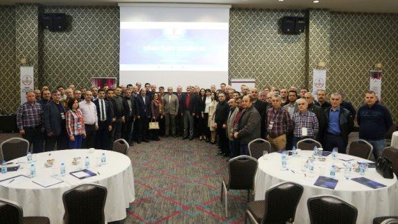 İzmir İl Milli Eğitim Müdürlüğü Şube Müdürleriyle Yönetişim Seminerinde Bir Araya Geldi
