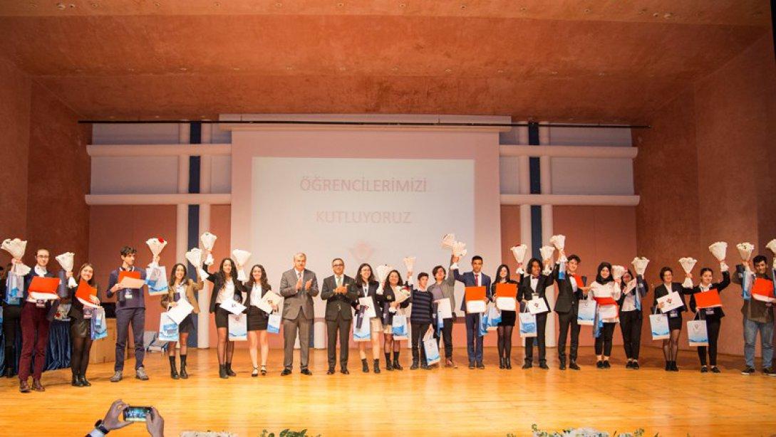 50. Lise Öğrencileri Araştırma Projeleri İzmir Bölge Sergisi Ödül Töreni Gerçekleştirildi