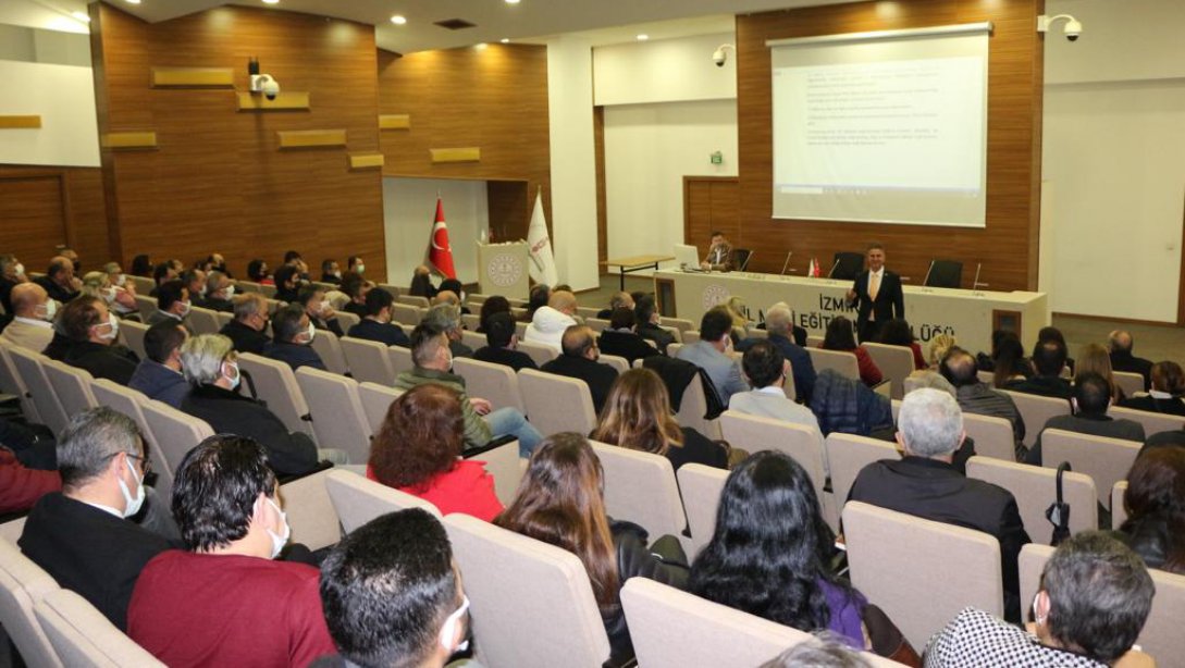 İzmir İl Milli Eğitim Müdürlüğünden Yöneticilere Yönelik Eğitimler