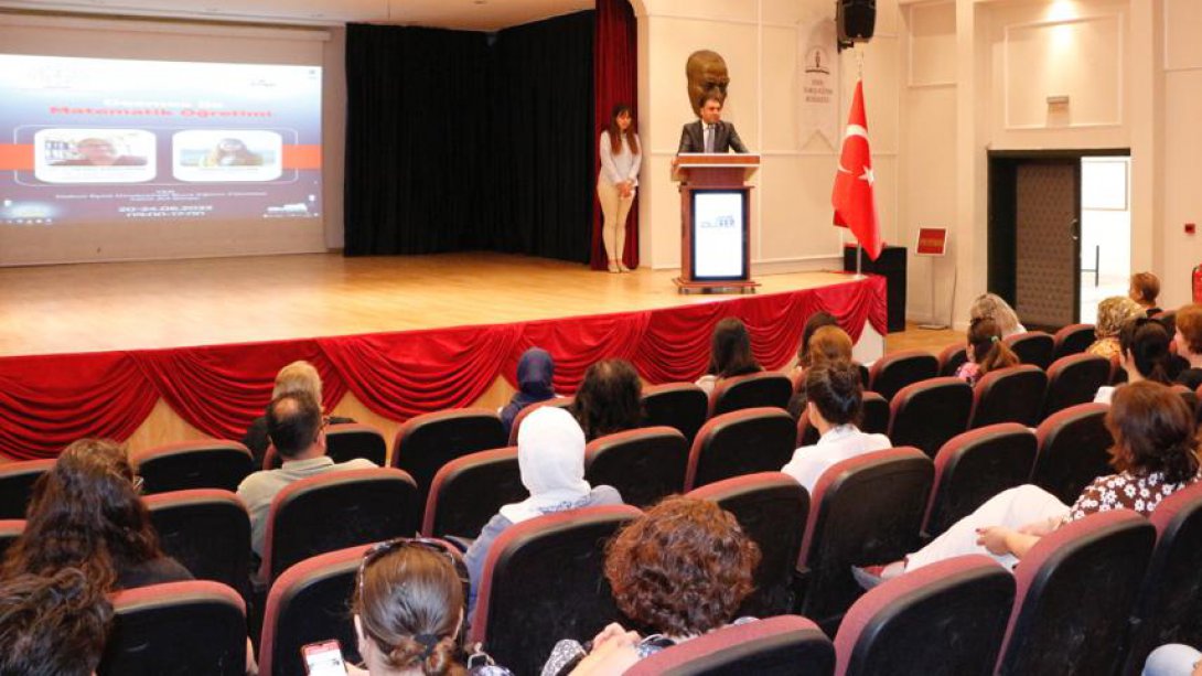 İzmir İl Milli Eğitim Müdürlüğünün 'DESMOS ile Matematik Öğretimi' Eğitimi Başladı
