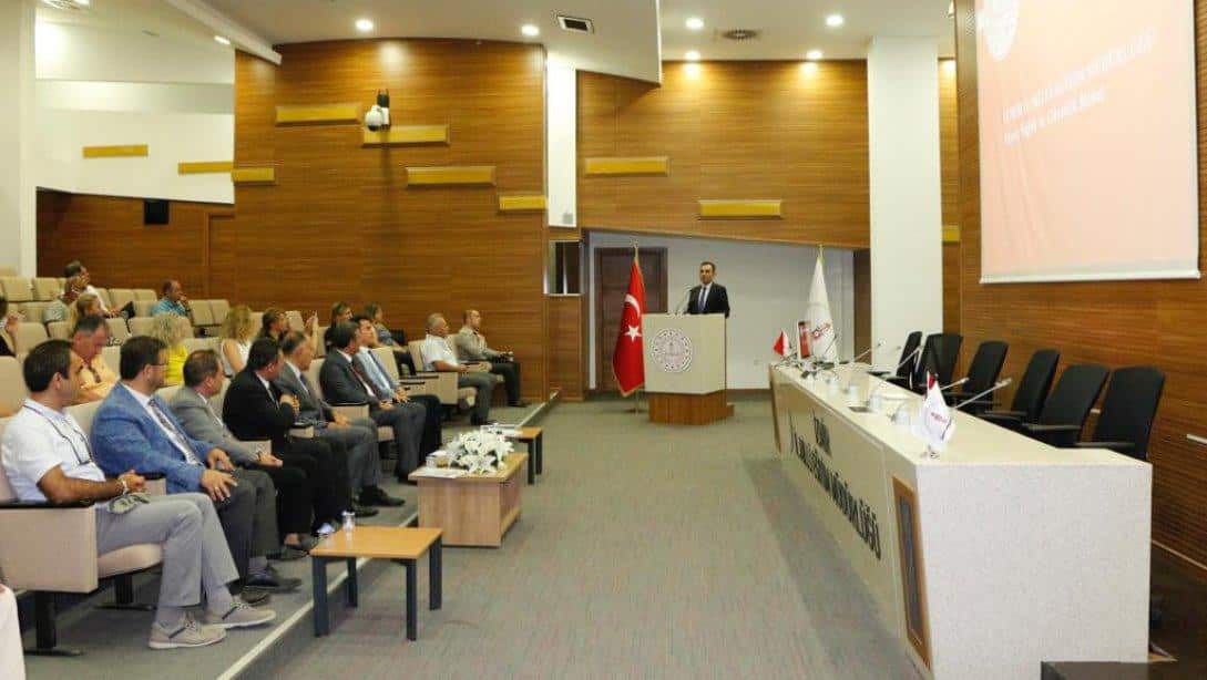 Destek Hizmetleri Genel Müdürü Levent Özil, İzmir'de bir dizi ziyarette bulundu.