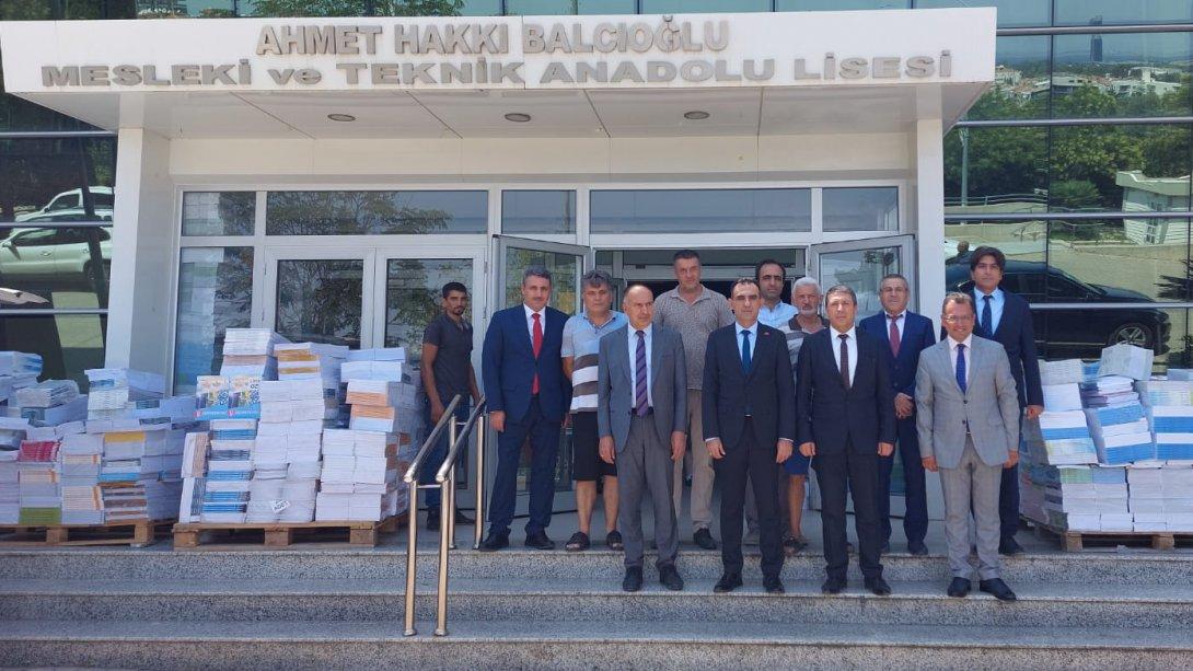 Destek Hizmetleri Genel Müdürü Levent Özil, İzmir'de ziyaretlerini sürdürüyor