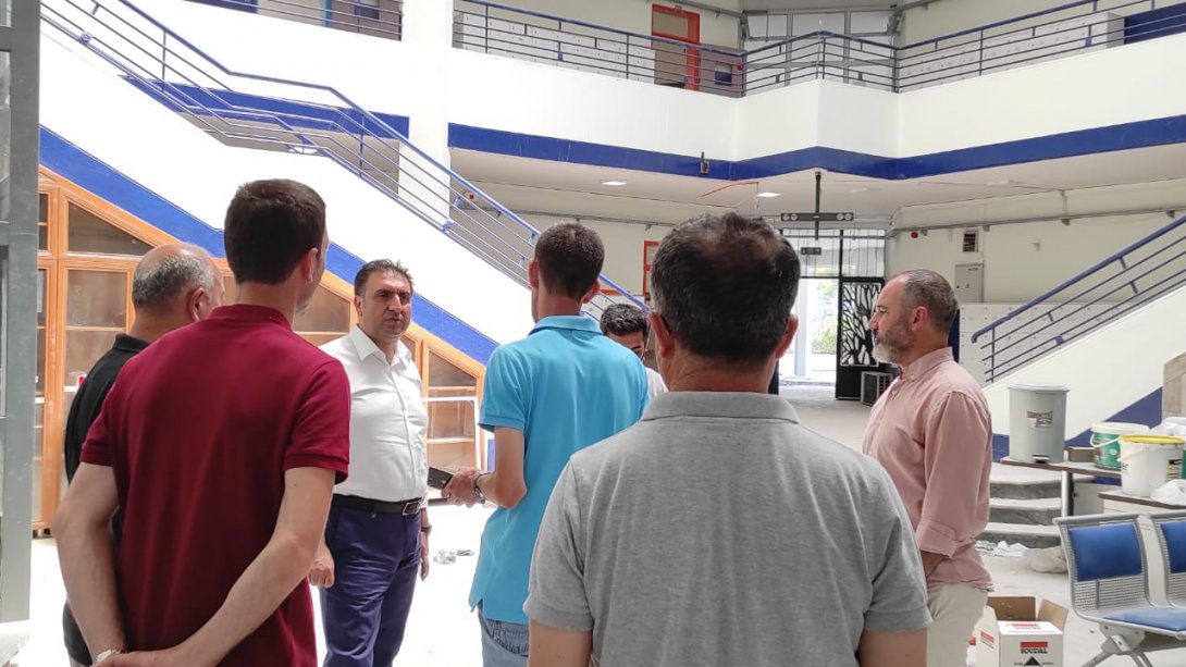 İzmir İl Milli Eğitim Müdürü Dr. Murat Mücahit Yentür, Yapımı Devam Eden Okul İnşaatlarını Ziyaret Etti