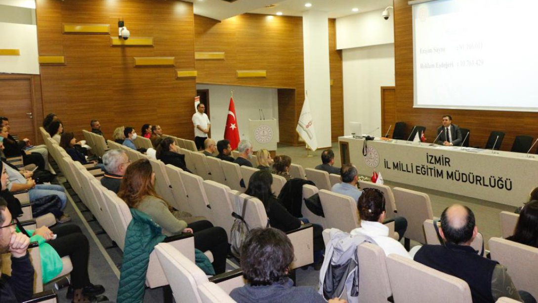 İzmir İl Milli Eğitim Müdürlüğünde Basın ve AR-GE Çalışmaları İçerikli Bilgilendirme Toplantısı Yapıldı