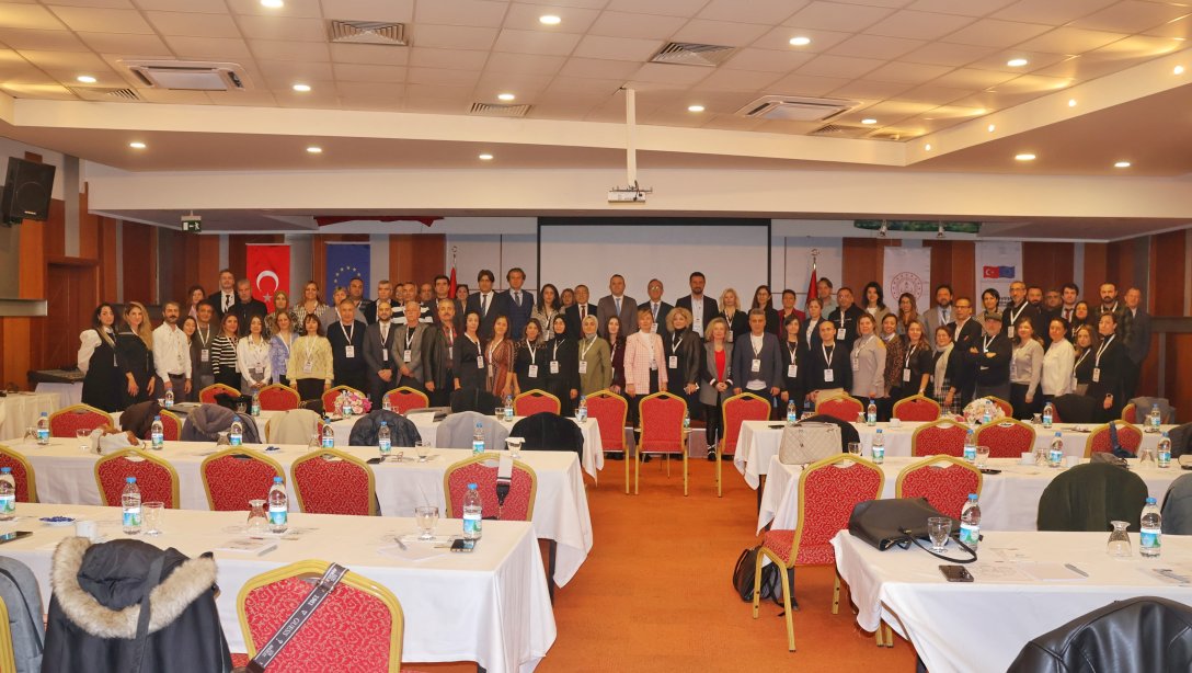 Avrupa Yetişkin Öğrenimi Gündemi-6 Projesi Bölge Toplantısı İzmir'de Yapıldı
