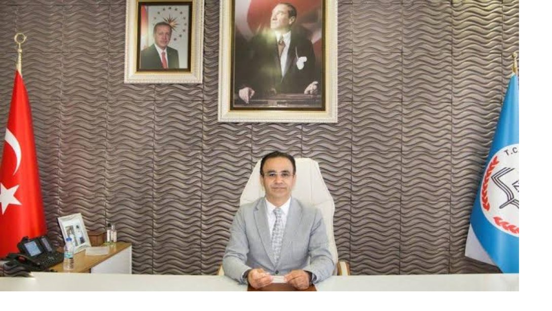 İzmir İl Milli Eğitim Müdürü Dr. Ömer Yahşi´nin 