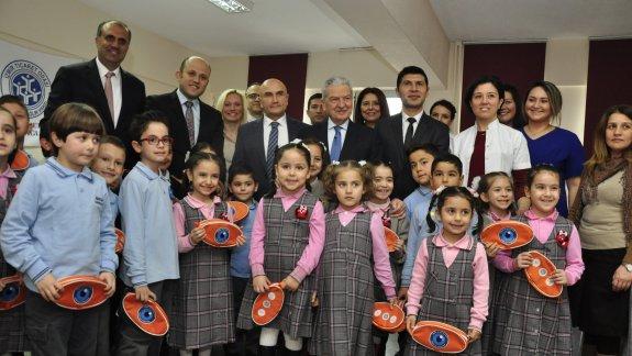 İlköğretim Öğrencilerine Göz Taraması Başladı