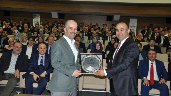 İdris TOPÇUOĞLU’nun Anlatimiyla Mahir İZ Hoca Eğitim Semineri Gerçekleşti