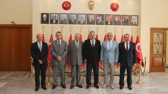 Eğitim Gönüllüsü Necat Hepkon