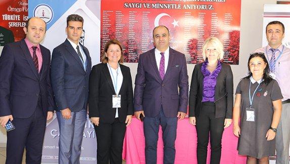 İzmir İl Milli Eğitim Müdürlüğünden DynEd Çalıştayı ile Yabancı Dil Eğitimine Destek