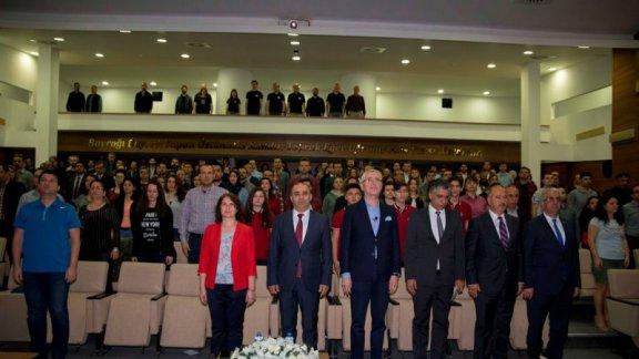 İzmir İl Milli Eğitim Müdürlüğünce Düzenlenen İnternet Haftası Etkinlikleri Yapay Zeka Temasıyla Başladı