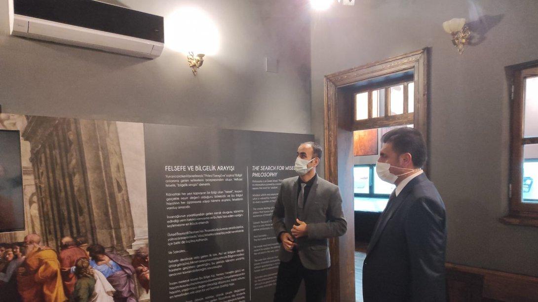 İzmir İl Milli Eğitim Müdürü Dr. Murat Mücahit Yentür, Cumhuriyet Eğitim Müzesini Ziyaret Etti