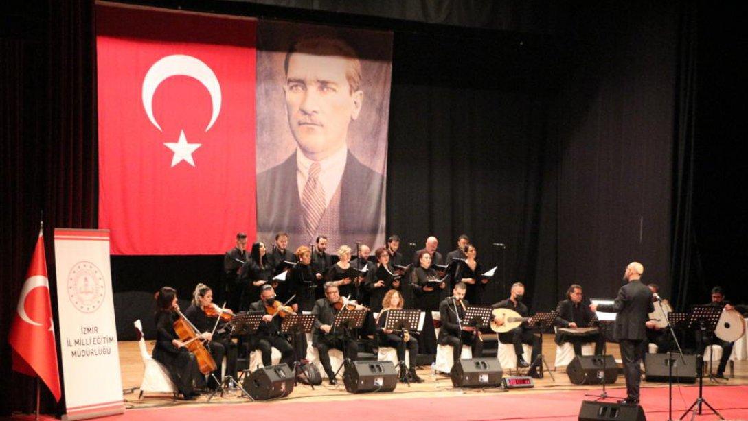 İzmir İl Milli Eğitim Müdürlüğü 'Özüyle Sözüyle Yunus Emre' programı düzenledi 