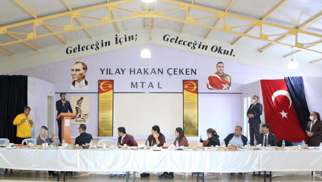 İzmir İl Milli Eğitim Müdürü Dr. Murat Mücahit Yentür, '3 Aralık Dünya Engelliler Günü' Etkinliğine Katıldı