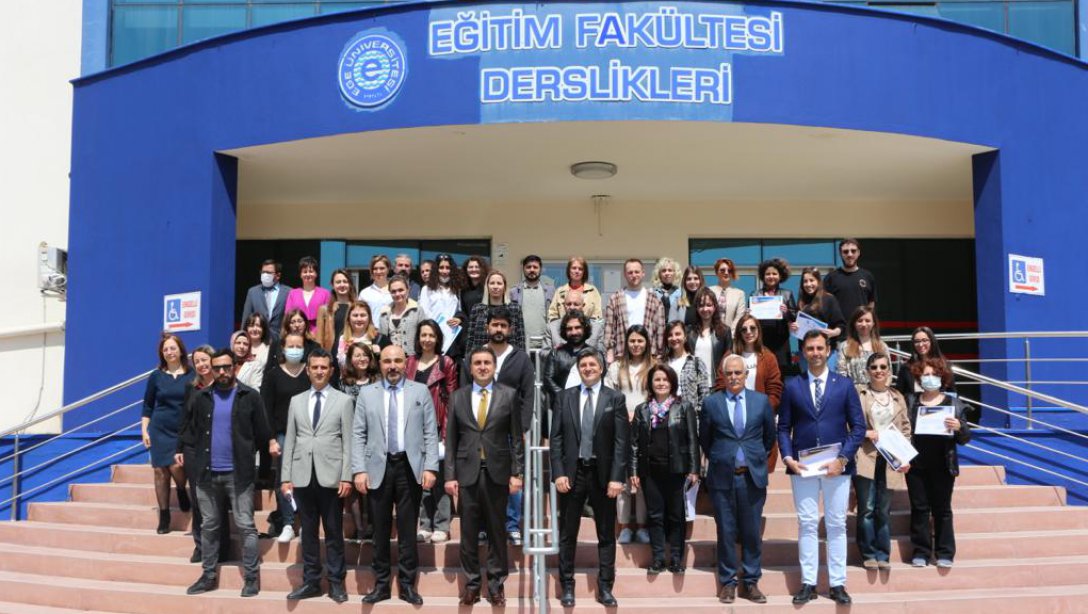 İzmir İl Milli Eğitim Müdürlüğü ve Ege Üniversitesi 'Mesleki Gelişim Programı' Sertifika Töreni Gerçekleştirildi