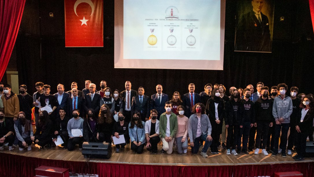 İzmir İl Milli Eğitim Müdürlüğü Ortaokul ve Liselerarası Bilgi Yarışması Finalleri Aralıksız Devam Ediyor