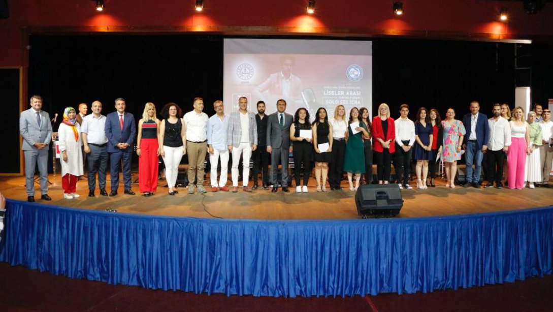 İzmir İl Milli Eğitim Müdürlüğü 'Liseler Arası Türk Halk Müziği Solo Ses İcra Yarışması' Final Programı Gerçekleştirildi