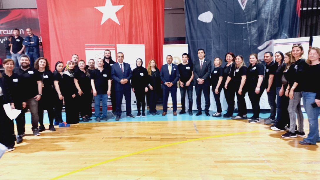 İzmir Akıl ve Zekâ Oyunları Projesi (İZOP) Kapsamında İzmir İl Finali Turnuvası Gerçekleştirildi