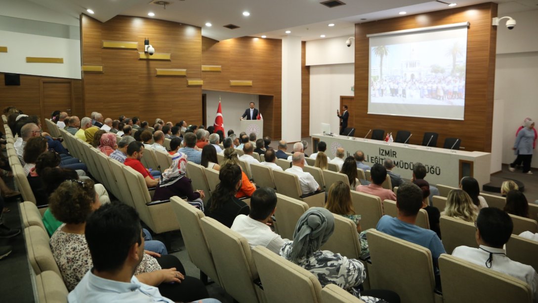 İzmir İl Milli Eğitim Müdürü Doç. Dr. Murat Mücahit Yentür İçin Veda Programı Düzenlendi