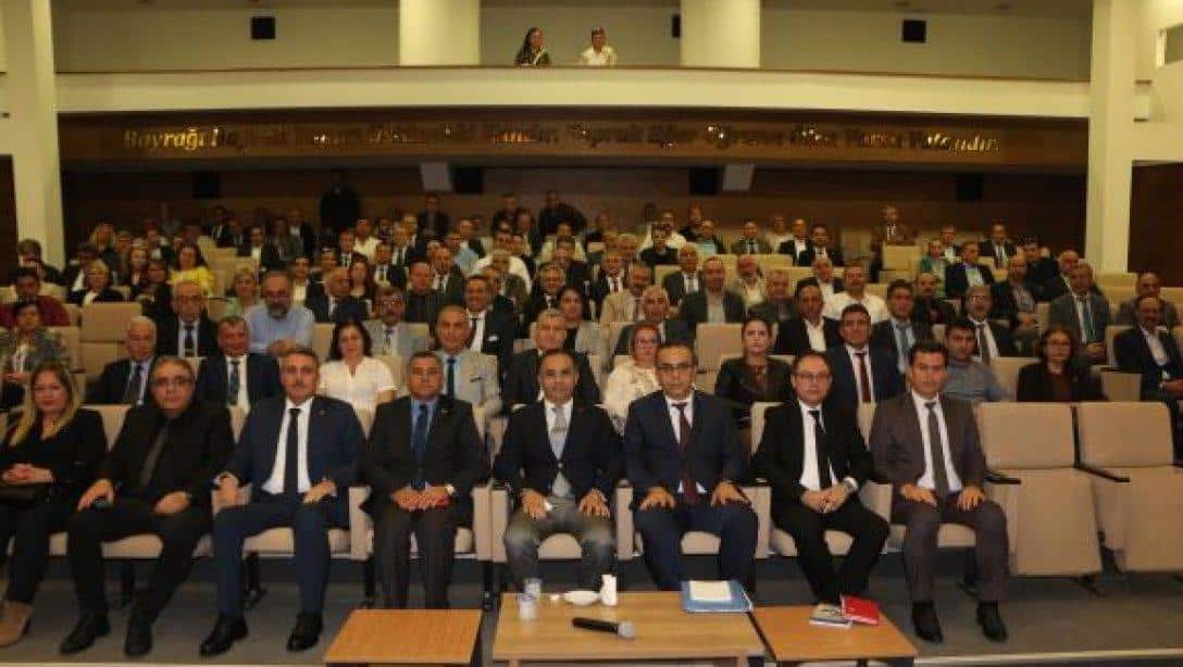 İzmir İl Millî Eğitim Müdürü Dr. Ömer Yahşi Başkanlığında Eğitim Değerlendirme Toplantıları Devam Ediyor