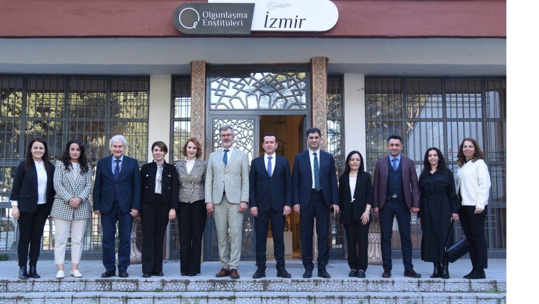 Hayat Boyu Öğrenme Genel Müdürlüğü Daire Başkanları İzmir'de Bir Dizi Ziyaret Gerçekleştirdi