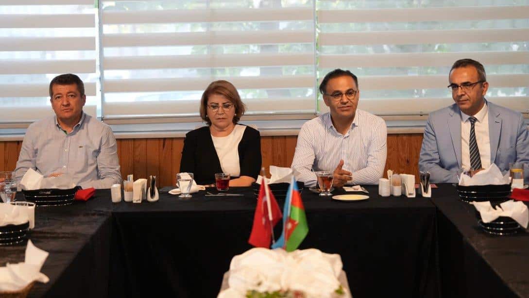 İzmir İl Milli Eğitim Müdürlüğü Azerbaycanlı Yöneticilere Ev Sahipliği Yaptı