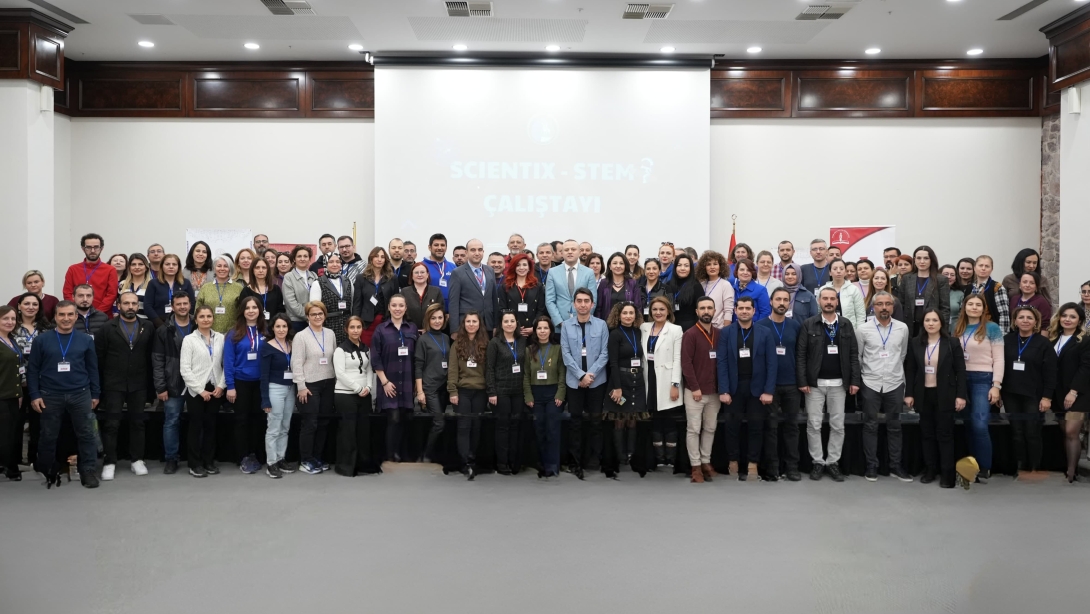 İzmir İl Millî Eğitim Müdürlüğü Tarafından Yenilik ve Eğitim Teknolojileri Genel Müdürlüğü Scientix Projesi Kapsamında STEM Eğitimi Çalıştayı Gerçekleştirildi