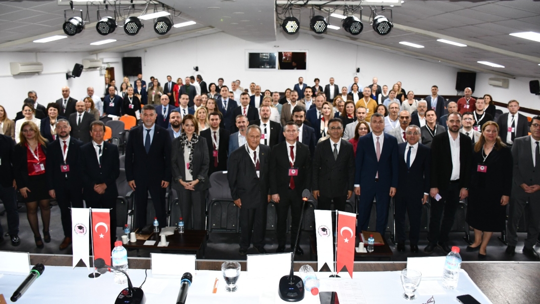 İzmir İl Millî Eğitim Müdürlüğü ve Ege Bölgesi Özel Okul Temsilcileri Bir Araya Geldi